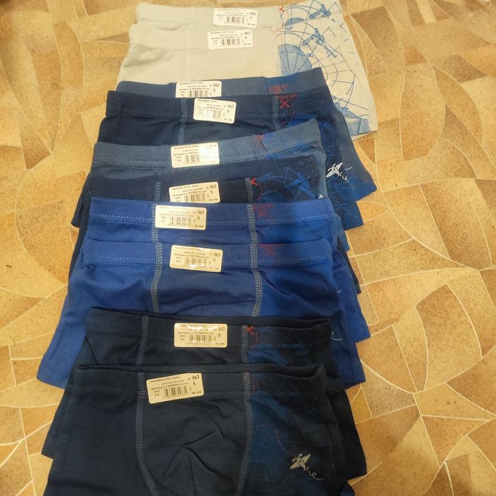 Продам детские трусы новые все 10 шт