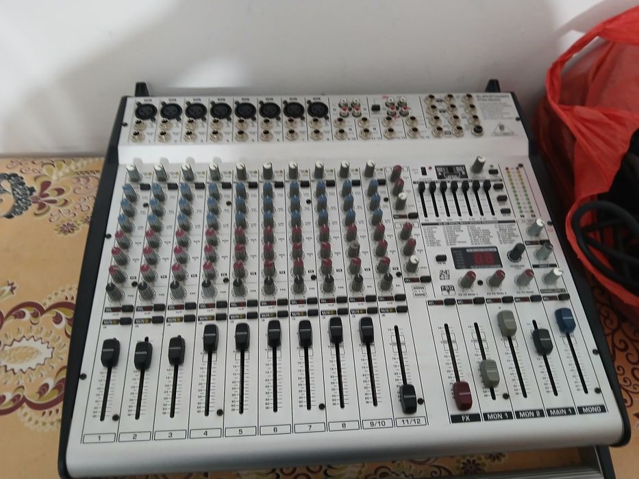 Statie incoroprata cu mixer