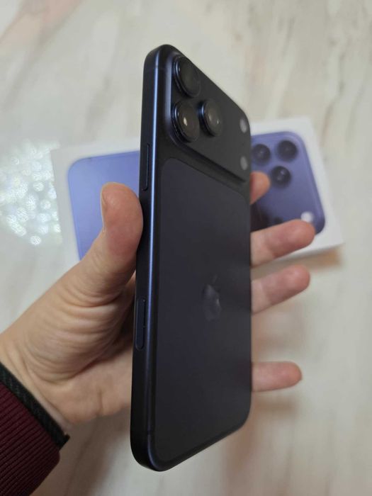 iPhone 17 Pro Max Deep Blue, 256 Gb - factura Altex, garantie