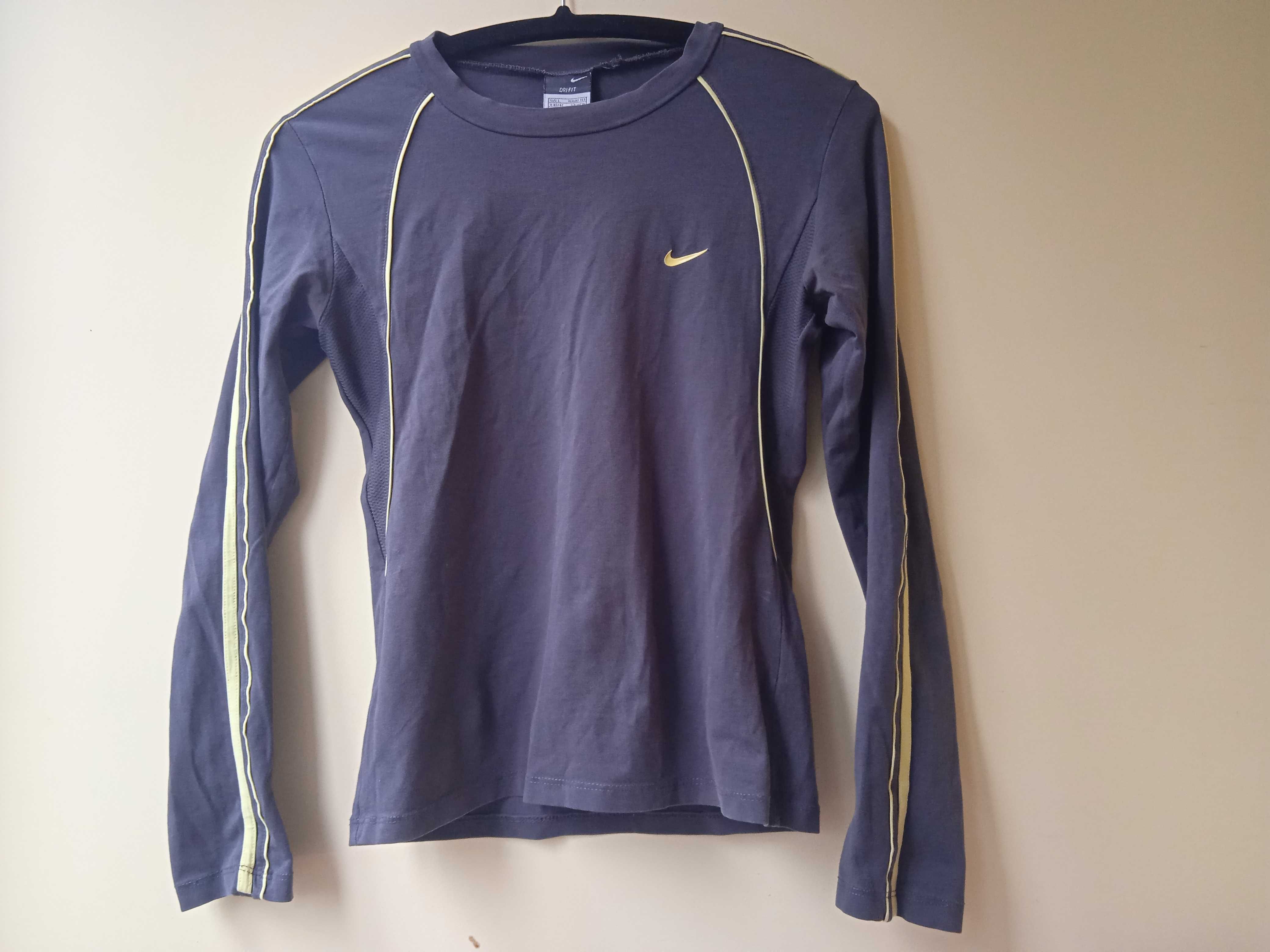 NIKE 100% оригинална дамска спортна блуза - Найк