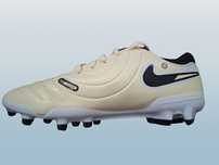 Nike Tiempo butsi