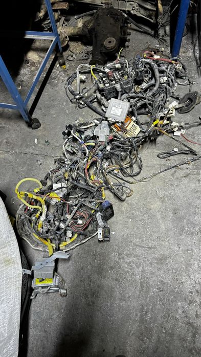 Коса Провод 2000год toyota hilux 2L-T