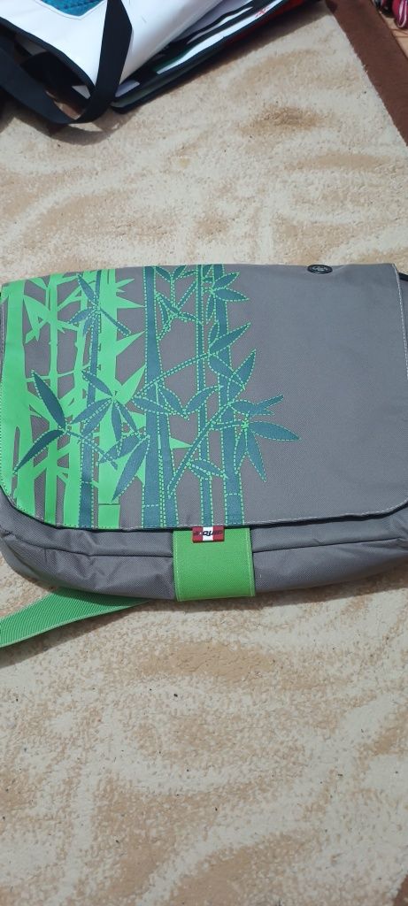 Genti laptop dimensiuni 34/40 cm