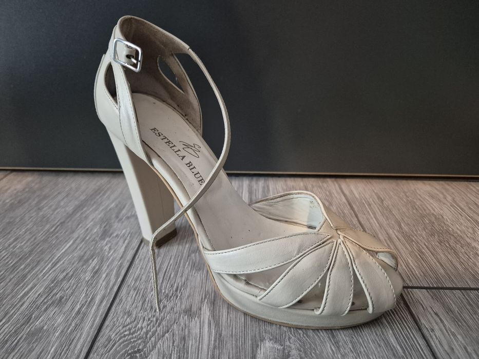 Sandale bej piele naturala