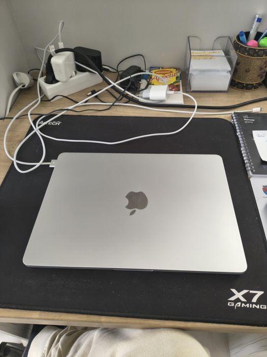 MacBook Air 13 M2 2022+MagicMouse 3