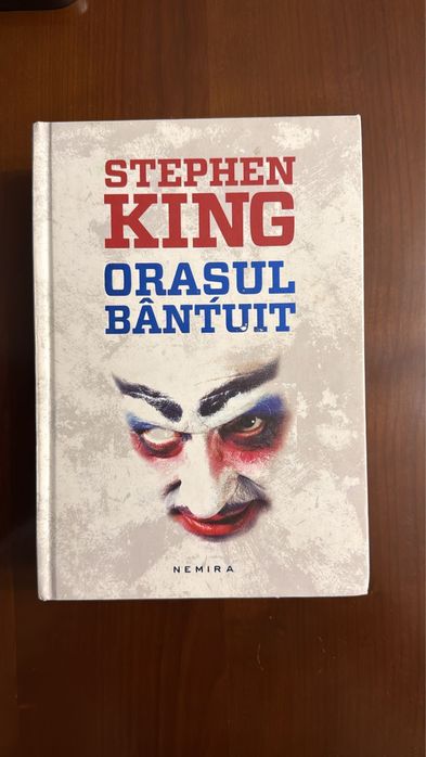 Stephen King - Orasul bantuit (cartonata) Nemira 2013