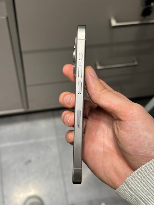 Iphone 15 pro 128 gb