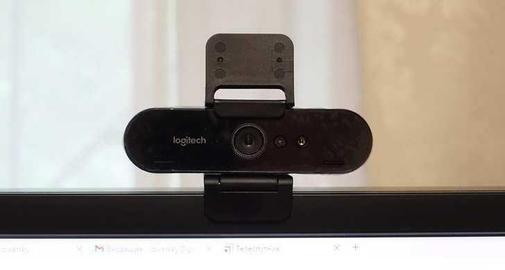 Продам веб камеру Logitech Brio 4K