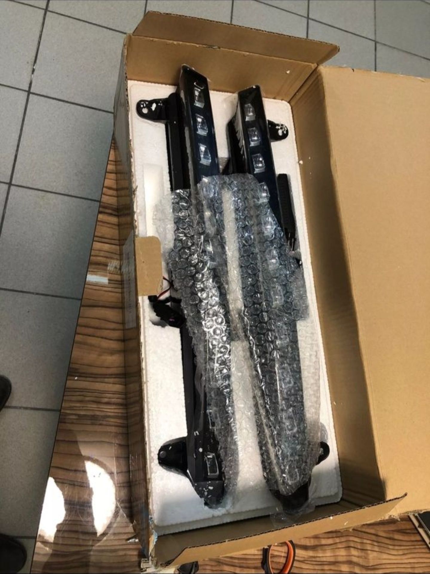 Pachet lumini de zi drl cu semnalizare pentru Audi q7