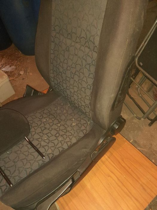 Части от автомобил Форд