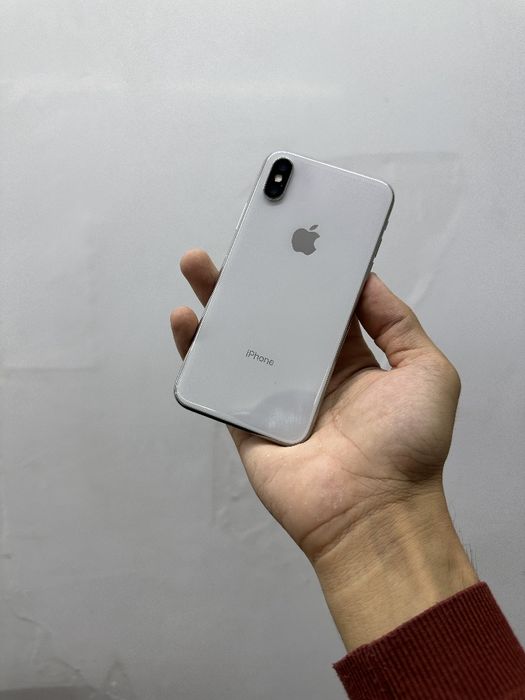 Iphone x 64G sotiladi