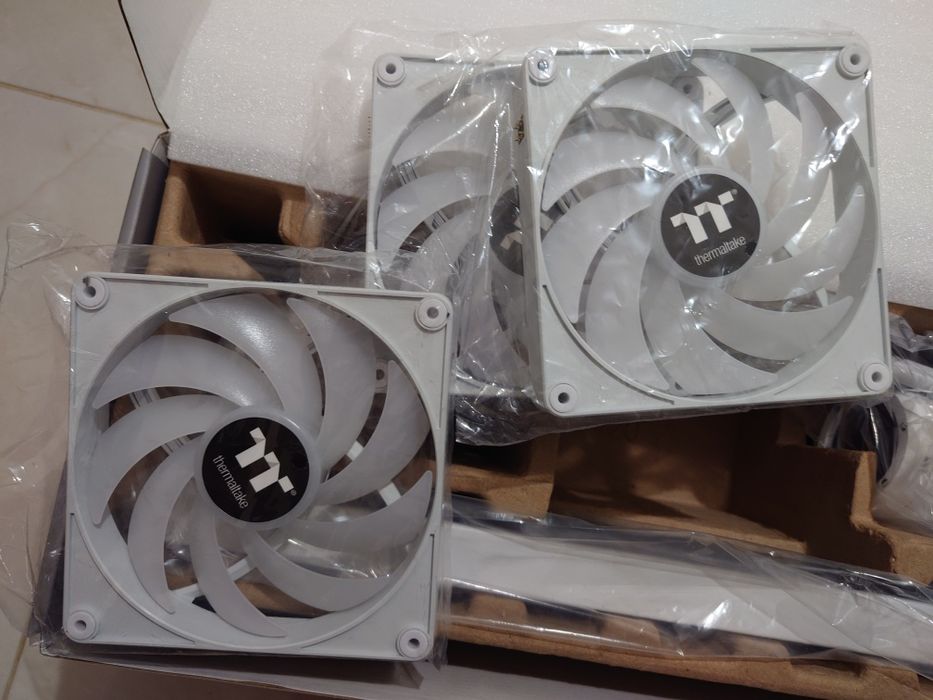 AIO Воден охладител - Thermaltake TH420 V2 Ultra EX