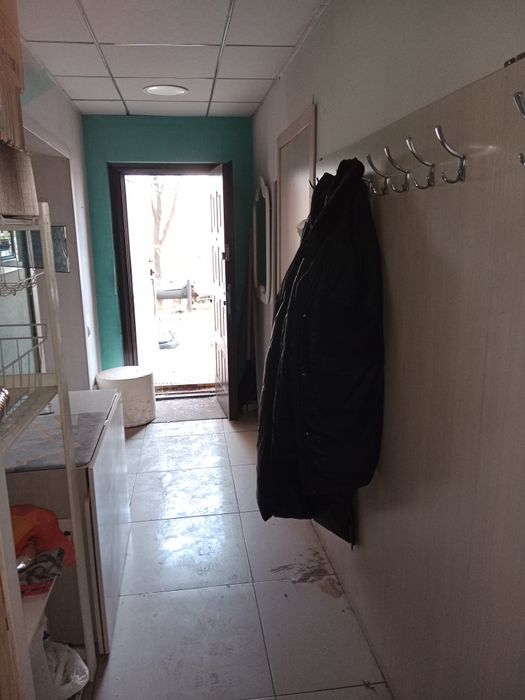 Сдам в аренду нежилое встроенное  помещение