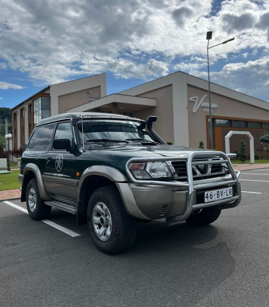 Nissan Patrol Autoutilitar