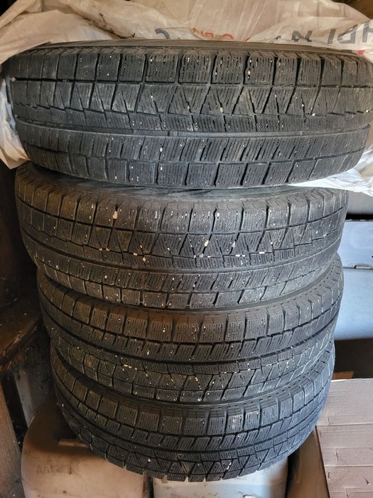 Продам японскую зимнюю резину на 14