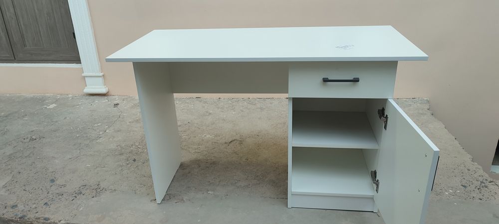 Парта стол для комютера