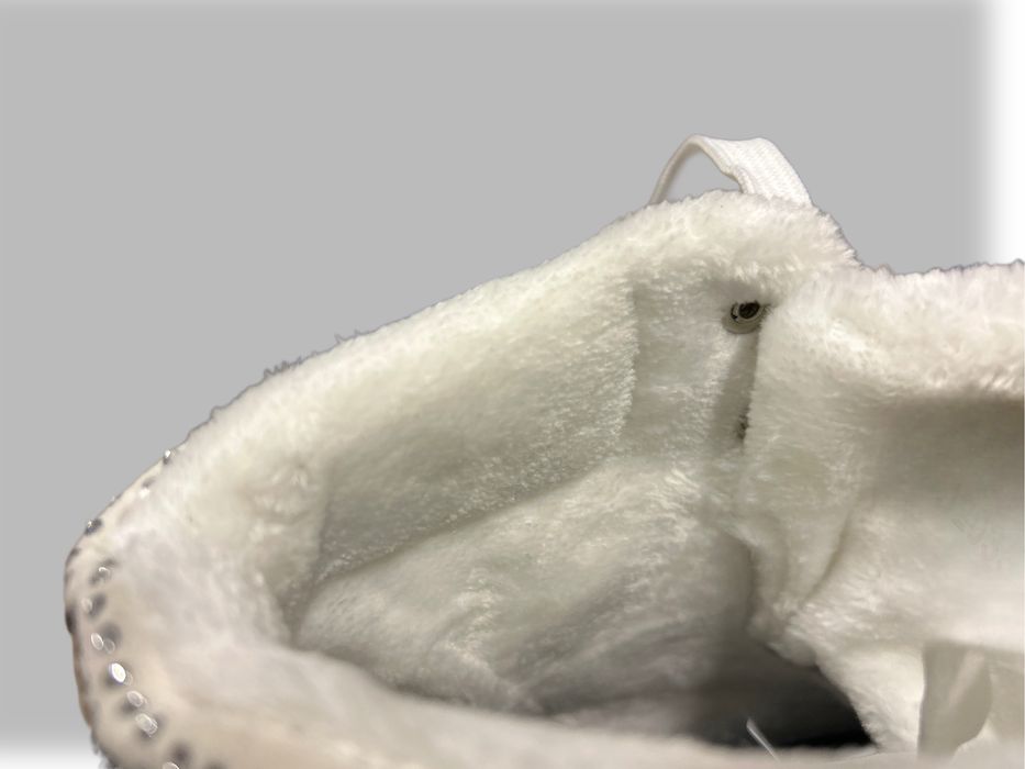 Дамски бели кецове отоплени