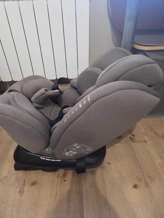 Стол за кола Kikka Boo I-SIZE I-COMFORT 360° ISOFIX (40-150 см) кафяво