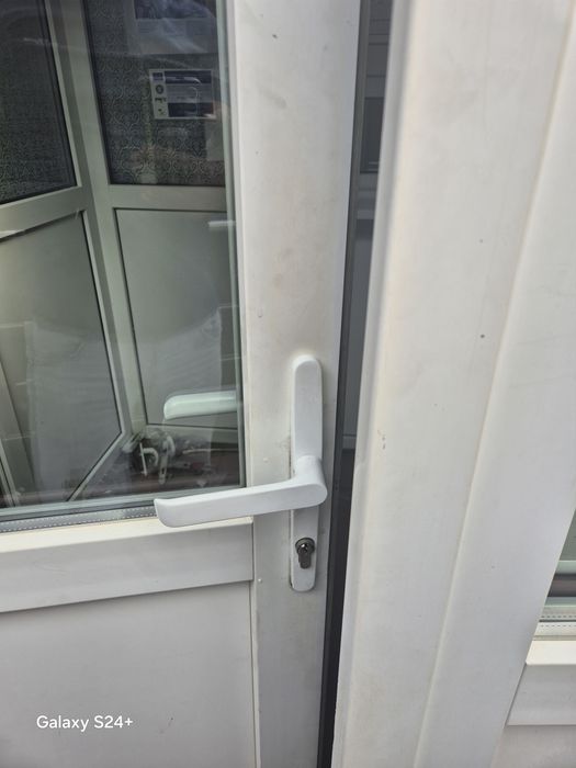 Reglaje/Reparatii Geamuri/Ferestre