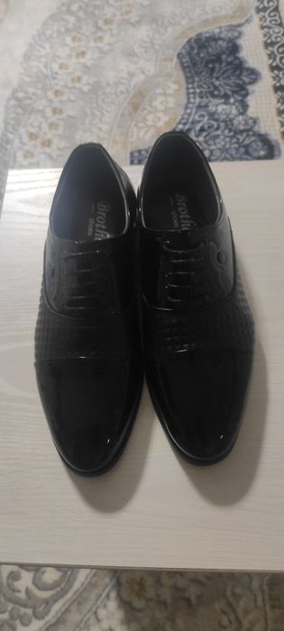 Tufli yangi kirilmagan 41 razmer