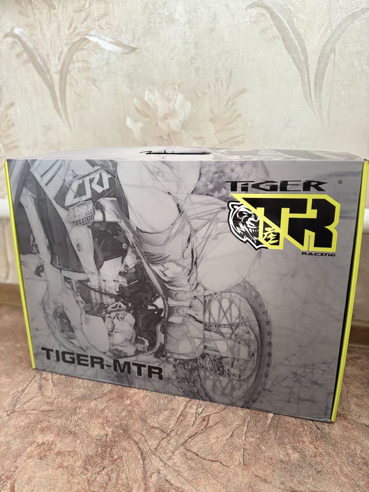 Мотоботы tiger t2