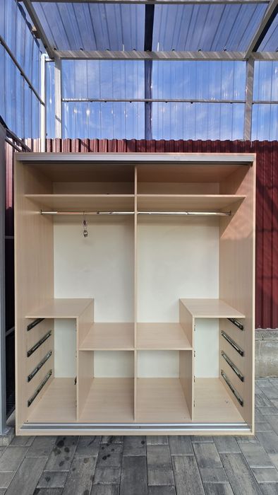 Продам шифонер в хорошем составе