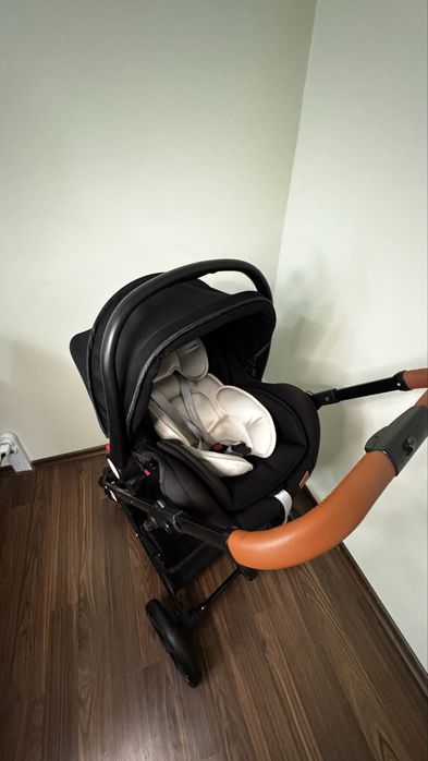 Количка с кош за кола