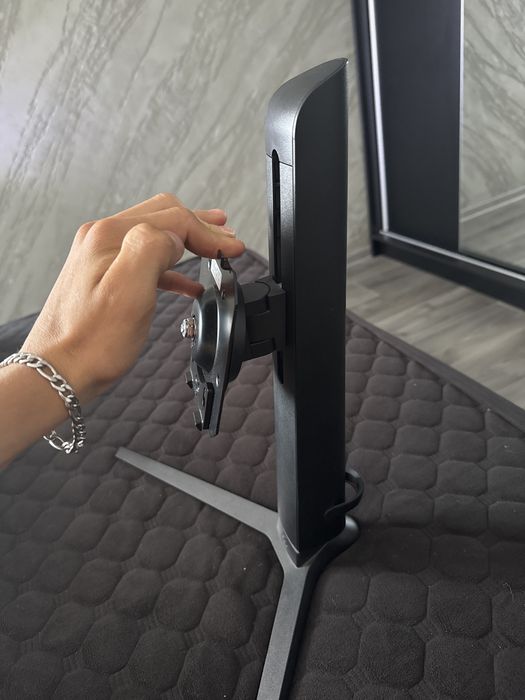 Vand suport/picoare monitor samsung odyssey, merge pe ori ce odyssey