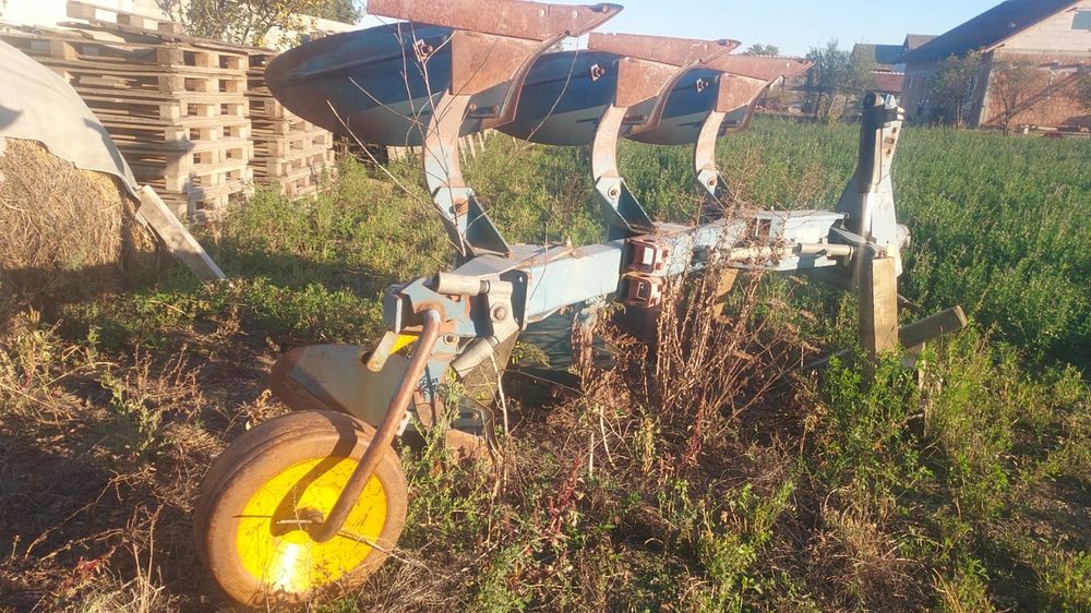 Vand plug Overum cu 3 brazde si trupite stare buna