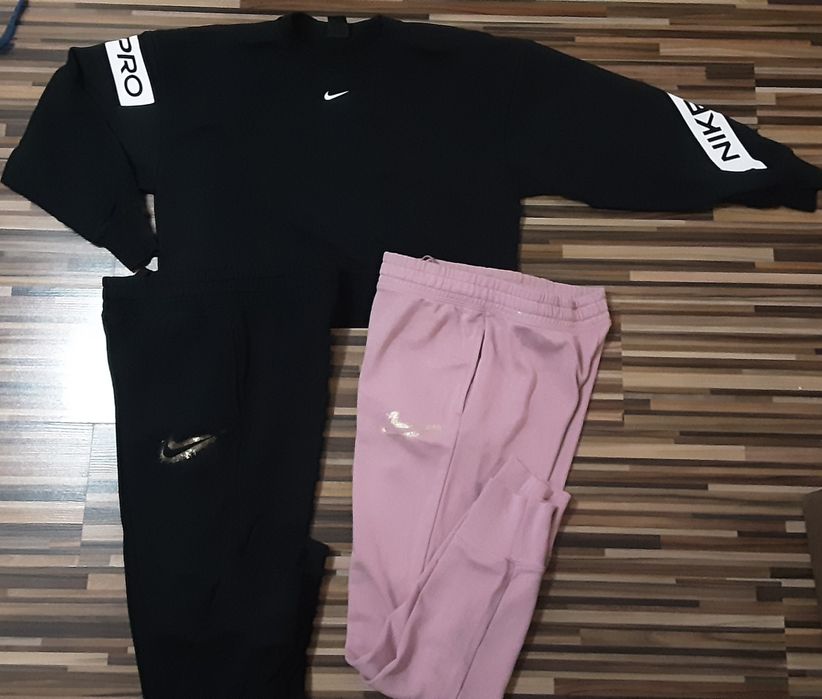 (XS) NIKE оригинални долници(45лв/чифт)  и блуза NIKE PRO(50лв)