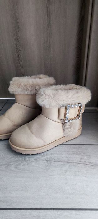 Апрески зимни бежови