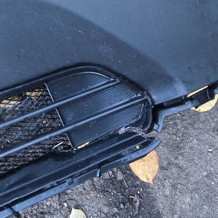 Резервни части от броня за Toyota RAV4