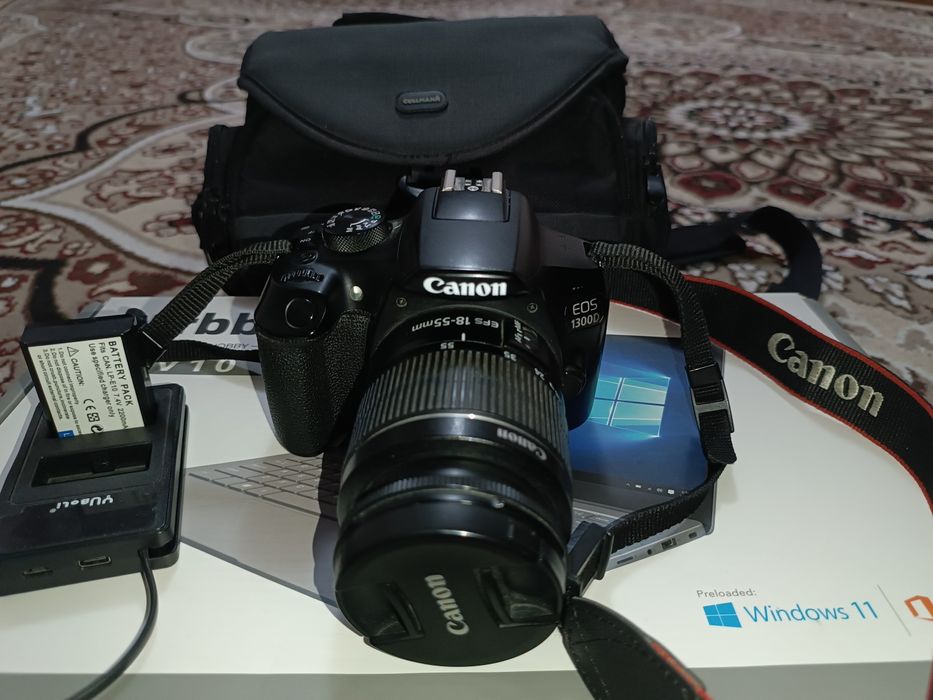 Фотоаппарат Санон 1300 д объектив 18-55мм