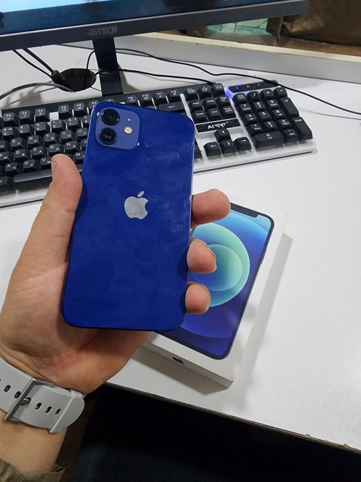 Iphone 12. 128Gb