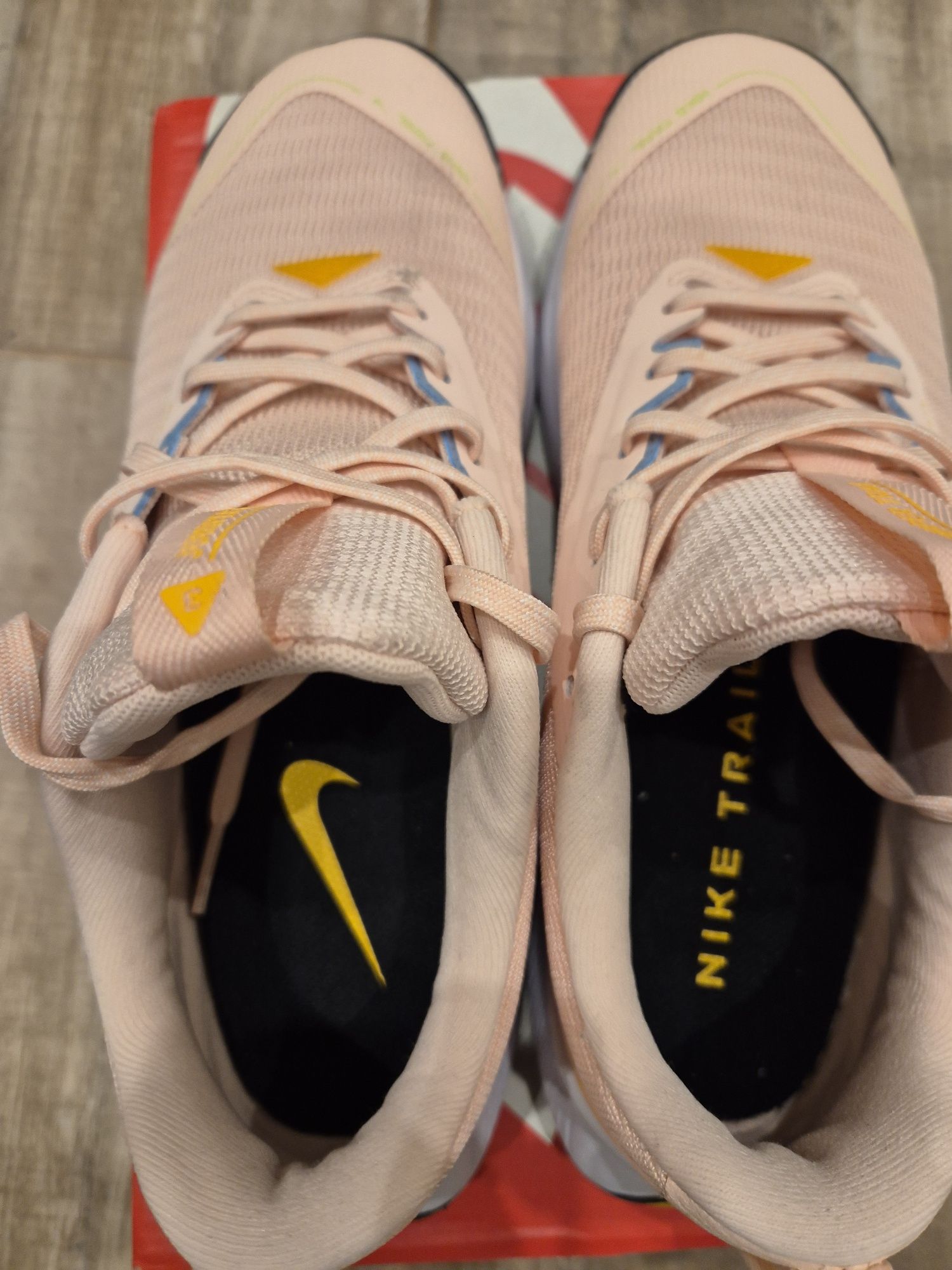 Дамски NIKE, номер 41