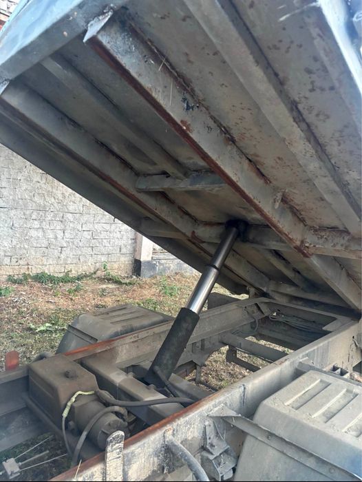 Vand iveco daily basculabil