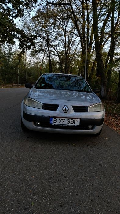 Vând Renault megane 2