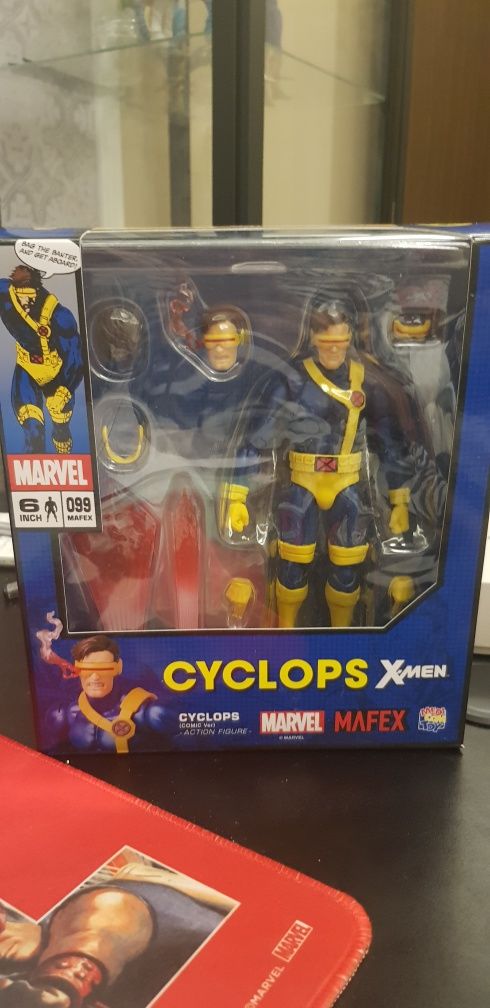 Mafex Action figure X-Men Cyclops Marvel