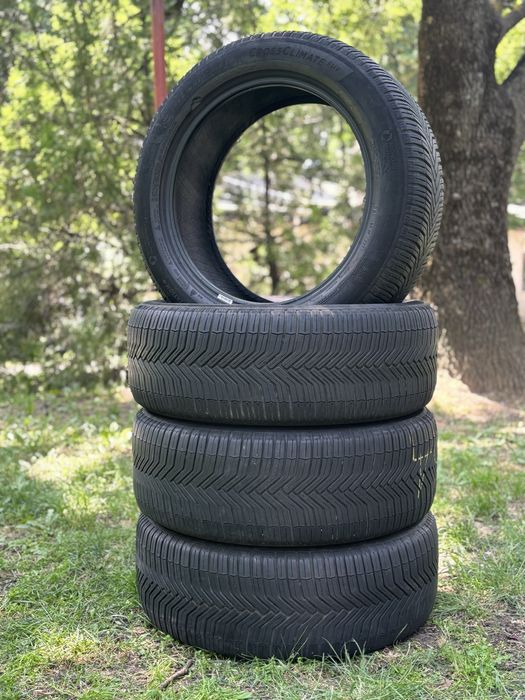 235/55 R19 Всесезонни Michelin Crossclimate SUV