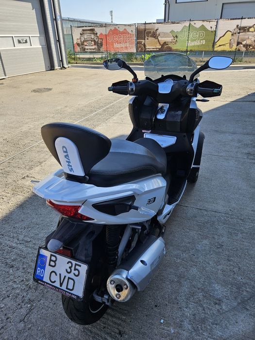 Quadro 350 se conduce cu B