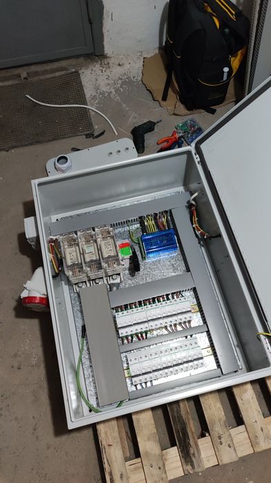 Electrician autorizat