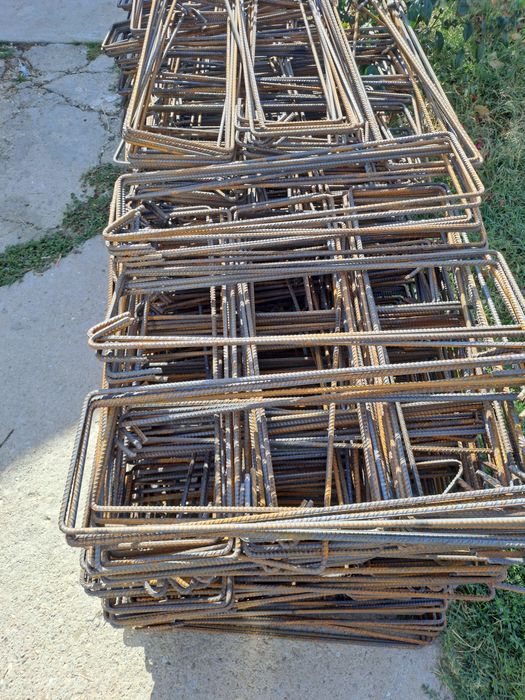 Etrieri din fier beton 

Fasonat orice dimensiune 

Tripodimensiune

M