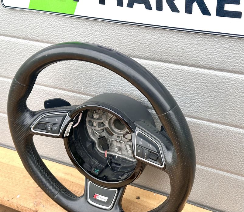 Волан AUDI A6 A7 4G S Line 8X0419091M