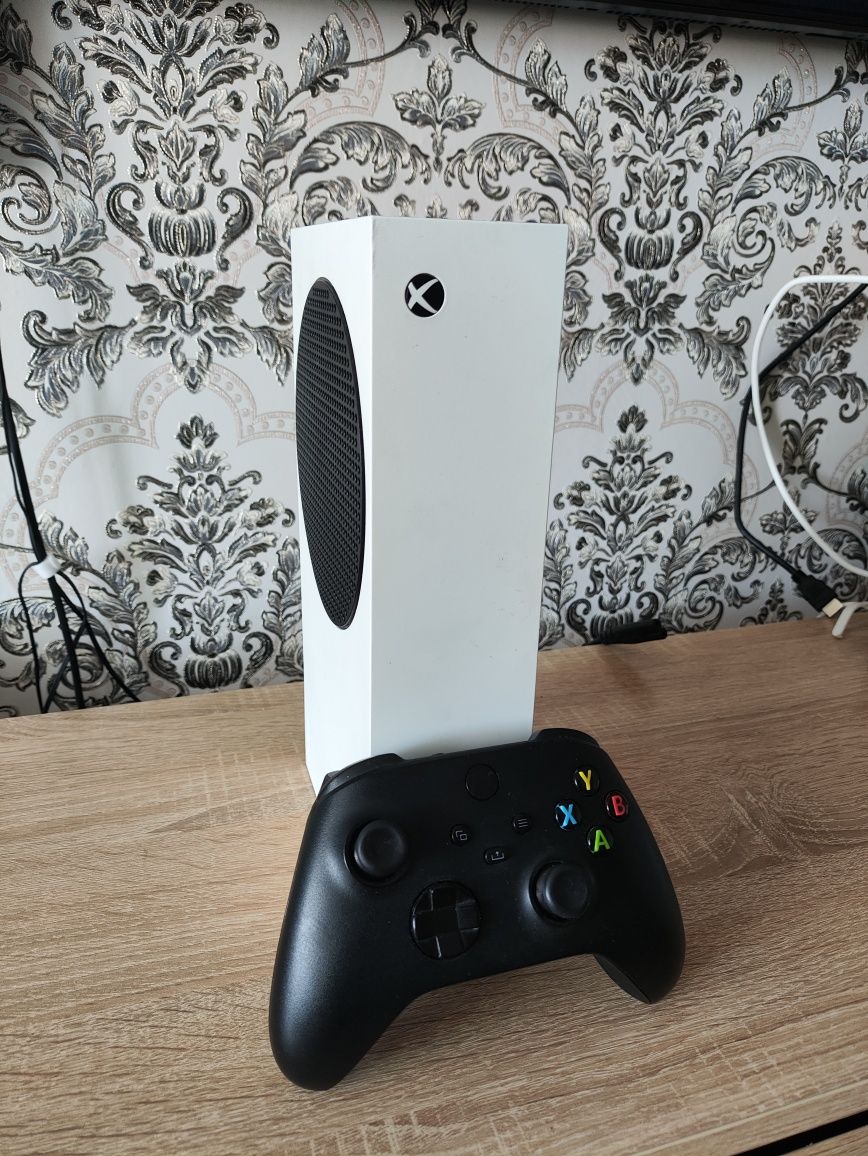 Продам Xbox series S