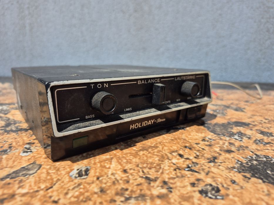 Casetofon player auto marca Holyday, model Stereo , made in japan