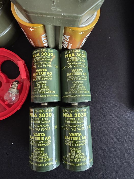 Vintage военен  фенер Варта/ Varta