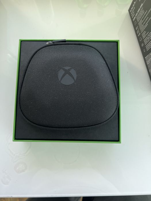 Xbox Elite Series 2 – Пълен комплект, като нов