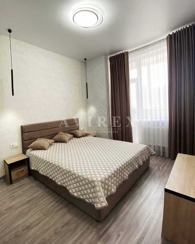 Дава се под наем Двустаен апартамент в Пловдив, Център - 68 кв.м за 306 € - Снимка #2