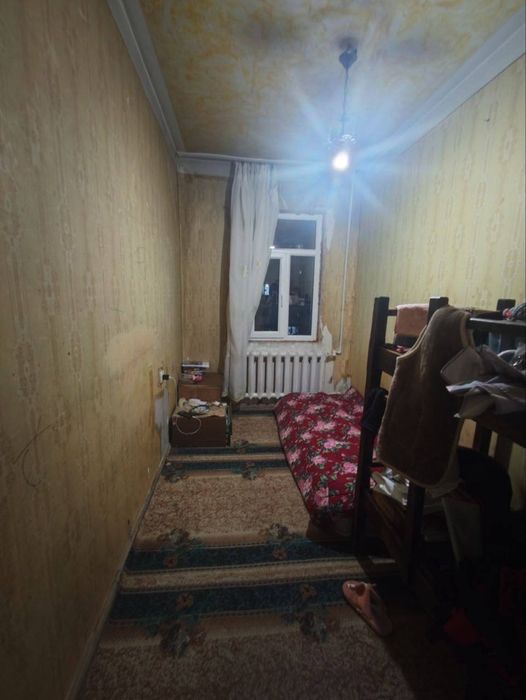 Срочно Продаётся Башлык 4/4/9  без мебелья без ремонта !