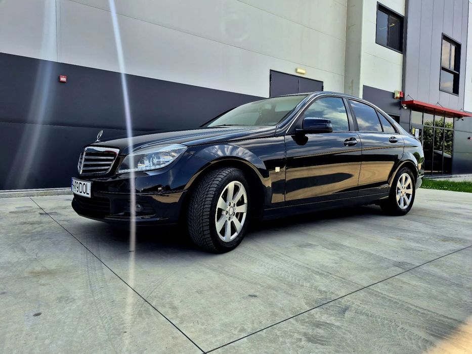 Mercedes-Benz C Vand Mercedes Benz motor 1.6 benzina
